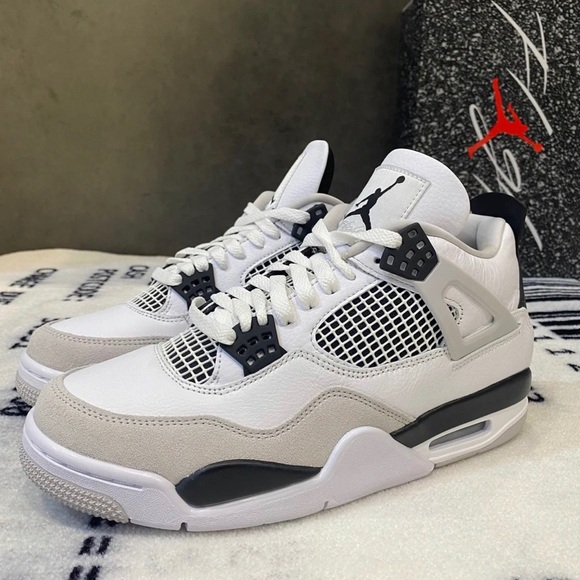 Nike Air Jordan 4 Retro GS Military Black Men's Shoes - Picture 1 of 6
